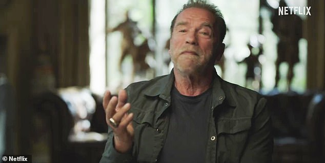 Momento difícil: Pareciendo aludir al escándalo del engaño, un pensativo Schwarzenegger dijo: 