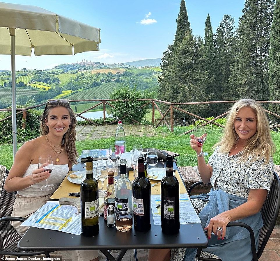 Las vacaciones de su vida: la cantante de country de 35 años lo demostró este fin de semana cuando compartió imágenes de su viaje al norte de Italia en Instagram