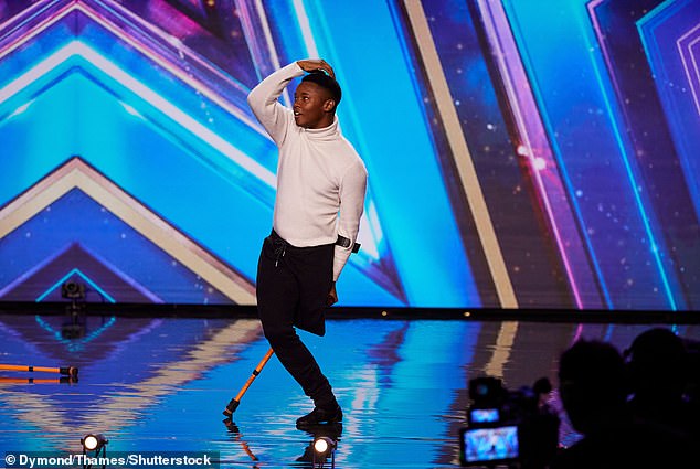 Cambiando las reglas: los fanáticos de Britain's Got Talent lloraron cuando los jueces otorgaron un zumbador de oro conjunto a un acto por primera vez en la historia.