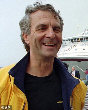 Paul Henri Nargeolet, apodado Mr. Titanic', (izquierda) participaba en la expedición, junto con Stockton Rush, director ejecutivo de OceanGate Expedition.