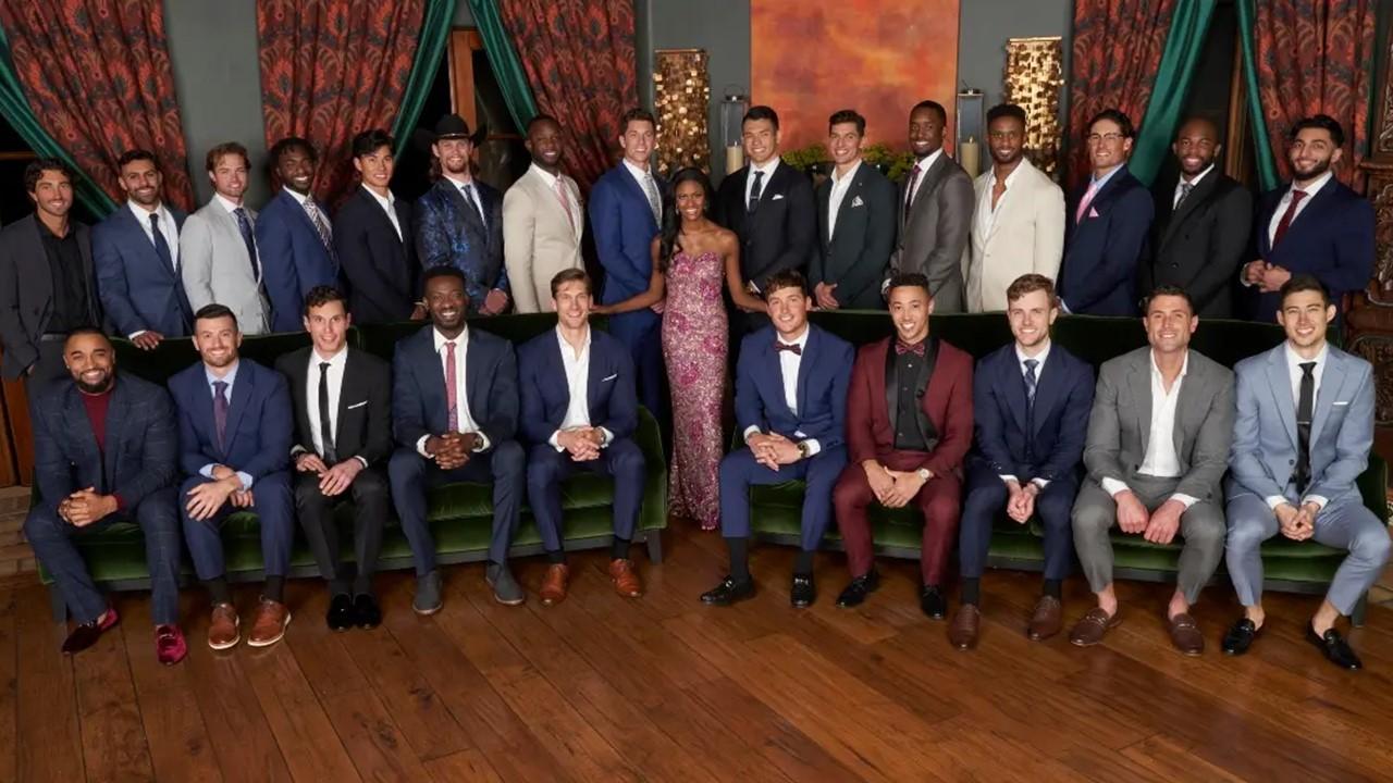 Charity Lawson with all the men on 'The Bachelorette'